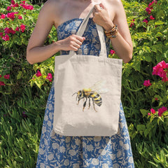 Beautiful Bee Pattern Design